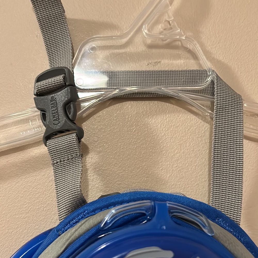 NWT, CamelBak unbottle, insulated hydration Reservoir, 2 L - Picture 5 of 9